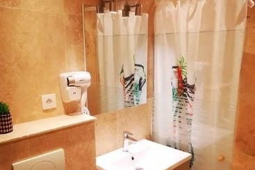 فندق فئة نجمة واحدة Casa Marina