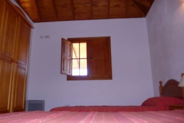 Casas Pedro Y Carmen