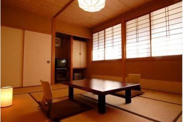 בית מלון כפרי Shima Onsen Mikiya Ryokan
