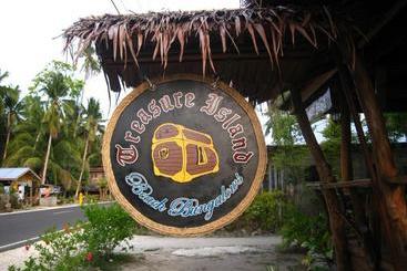 호텔 Treasure Island Beach Bungalows