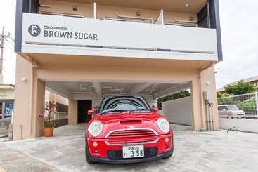 Отель Kariyushi Condominium Resort Miyakojima Brown Sugar