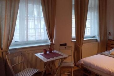 호스텔 Apartmany Jan Becher