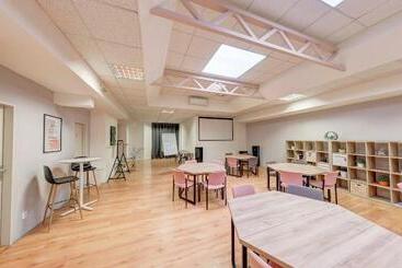 הוסטל Internesto Brno