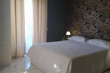 مبيت وإفطار Linda S Guest House