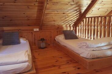 Bungalows Aigüestortes Camping Resort