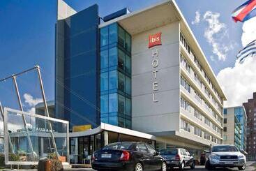 هتل Ibis Montevideo Rambla