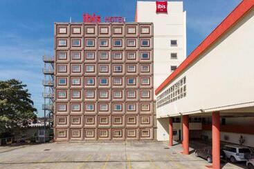 Отель Ibis Sao Jose Dos Campos Dutra