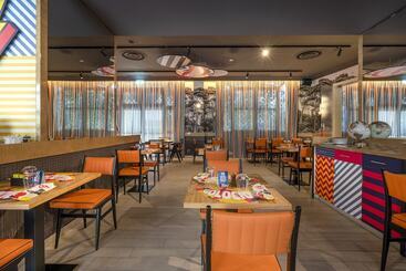 Leonardo Hotel Milan City Center