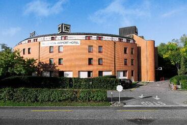 酒店 NH Geneva Airport