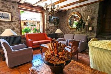 בית מלון כפרי Casa Cornel