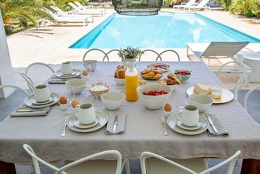 Bed and Breakfast Maison Galatéa