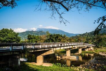 فندق Pura Nakhon