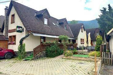 بنسيون Penzion Leštiny