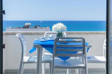 Spiaggia Bianca Apartments