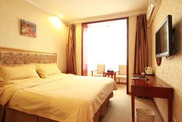 هتل Greentree Inn Datong West Xiangyang Street Express