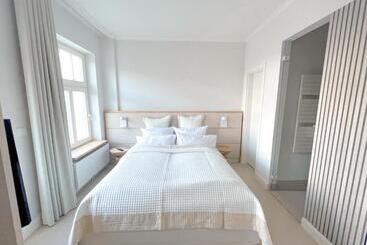 هتل Villa Astoria Kühlungsborn