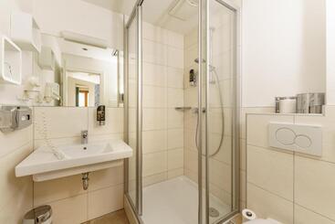 هتل آپارتمان Landhaus Hubertus Wellness & Breakfast