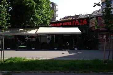 پانسیون Guest House Gaja