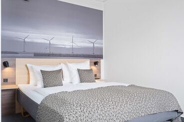 هتل Best Western Plus Airport