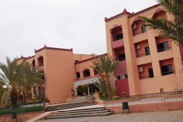 فندق Bougafer