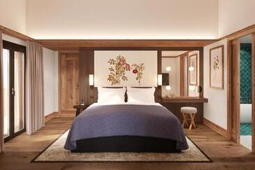 فندق Faloria Mountain Spa Resort