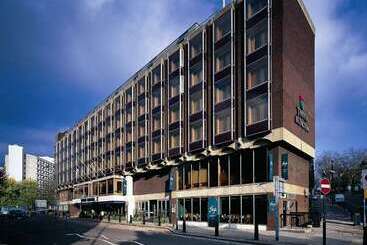 בית מלון כפרי Travelodge London Kings Cross Royal Scot