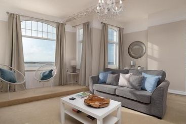 קוטג'' Swn Y Mor Deganwy