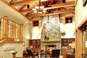 فندق Lake Chelan Shores Resort