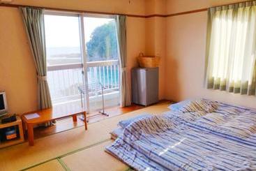 هتل 海のお宿