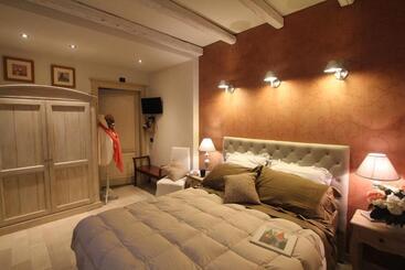 هتل Eremo Delle Fate