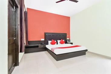 호텔 Treebo Trend Woodward Ii With Mountain View