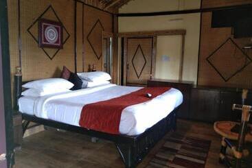 בית מלון כפרי Heritage Resort