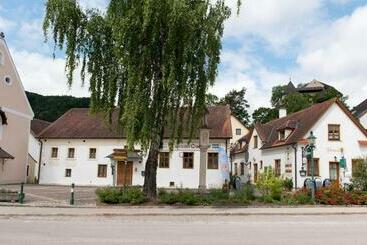 펜션 Heurigengasthof Prinz