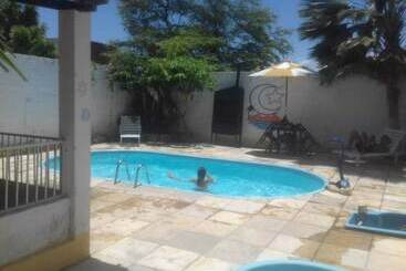 پانسیون Pousada Dona Helena