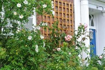 膳宿费 Brimford House