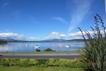 بنسيون Ronebhal Guest House