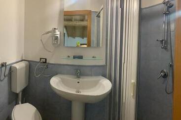 بنسيون Rooms Teatro Greco