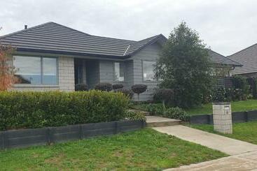 تختخواب و صبحانه Cambridge Retreat