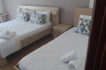 בית מלון כפרי Sun Shine