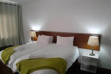 Общежитие Wayside Lodge