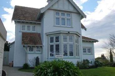 تختخواب و صبحانه The Wansbeck