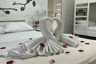 هاستل Gostinyi Dvorik Nikol