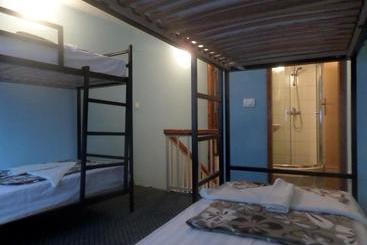 پانسیون Guesthouse Titi Mostar
