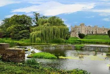 Bellinghan Castle Hotel