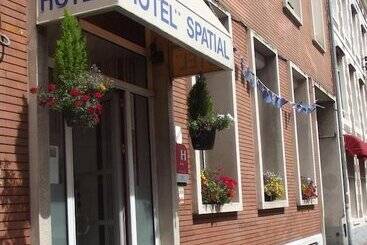 בית מלון כפרי Au Spatial