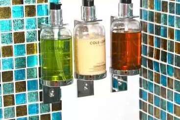 Hotel Crompton Guest House