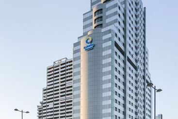 فندق Ilunion Valencia 3