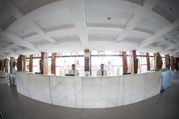 فندق Parque Da Costeira