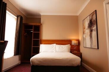 בית מלון כפרי Phoenix Park