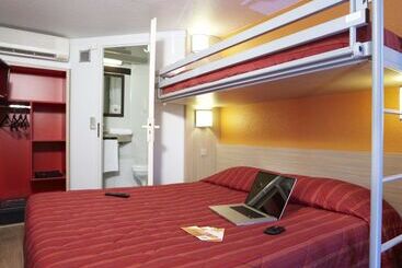 Отель Premiere Classe Beziers